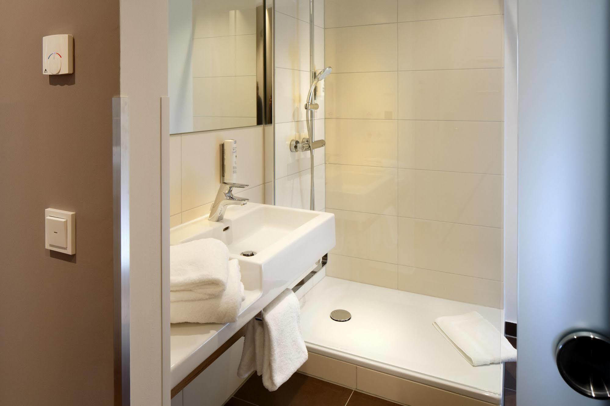 Homey! Hotel เรเกนส์บวร์ก ภายนอก รูปภาพ
