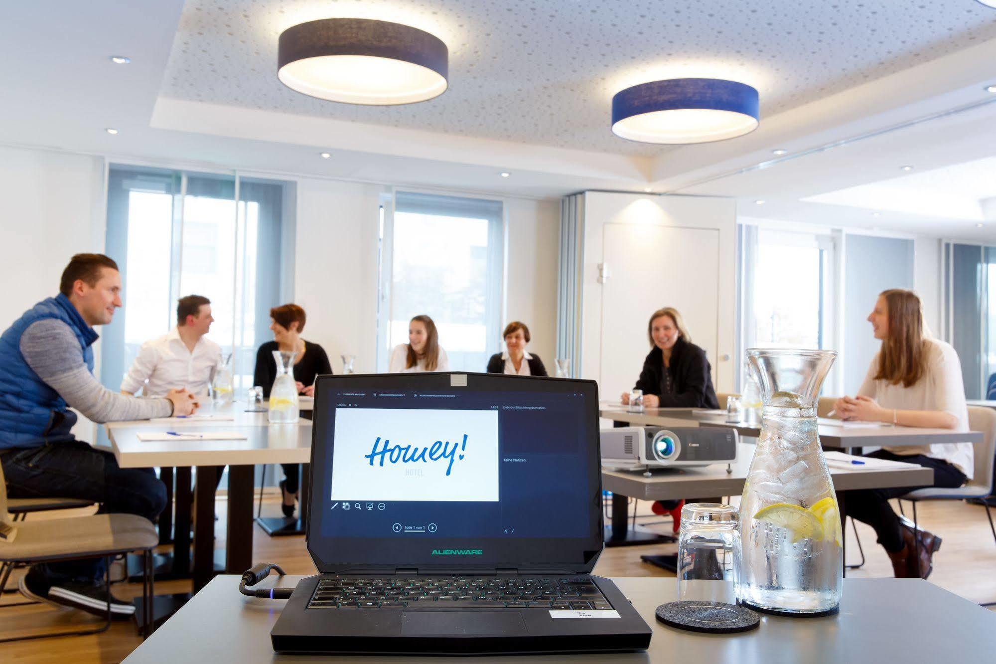 Homey! Hotel เรเกนส์บวร์ก ภายนอก รูปภาพ