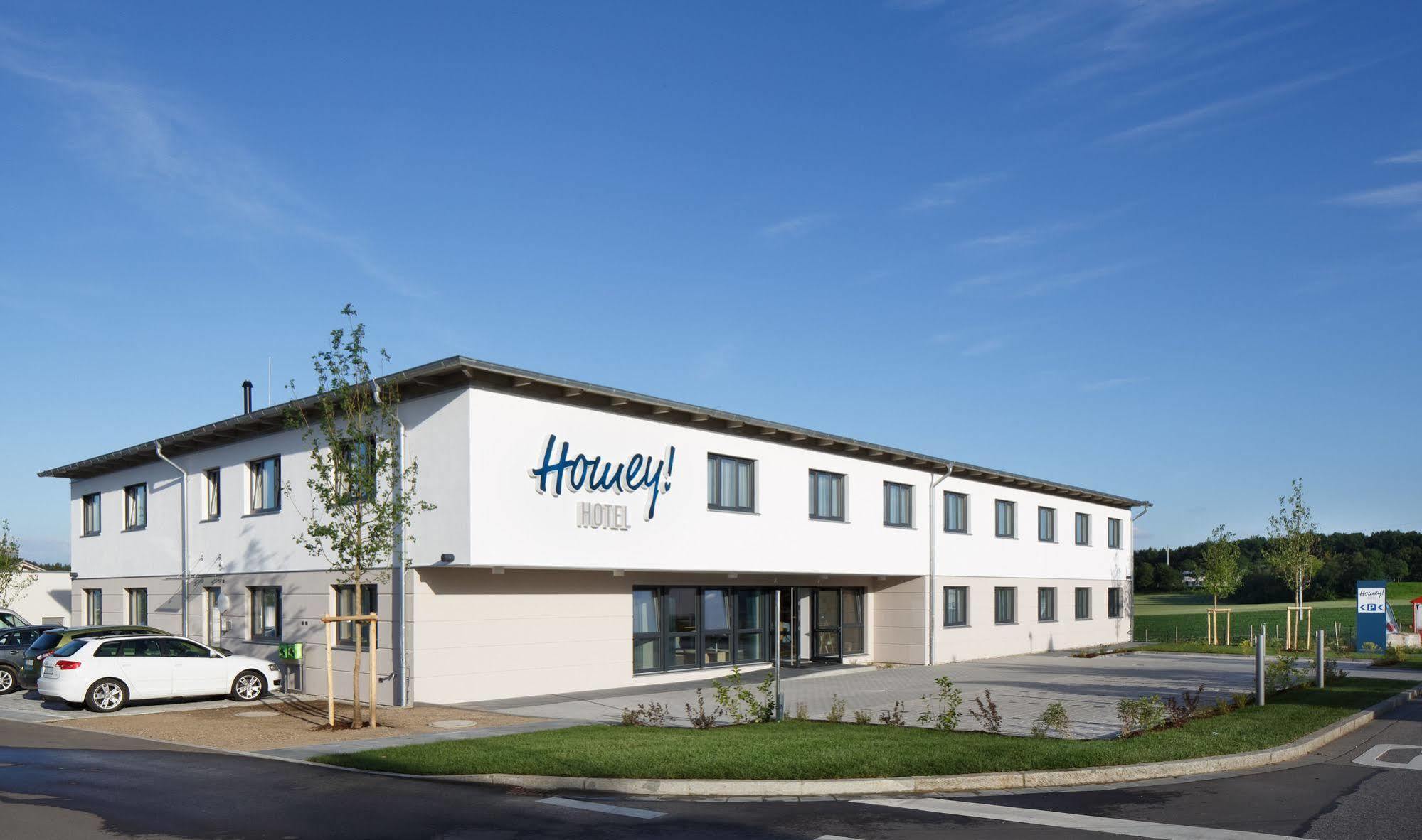Homey! Hotel เรเกนส์บวร์ก ภายนอก รูปภาพ